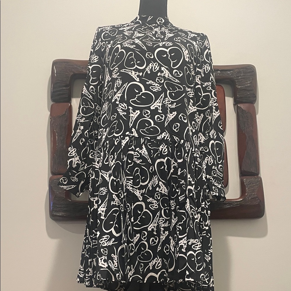 Elegant Black and White Heart Pattern Dress with Cape